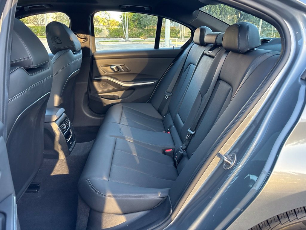 Used 2025 BMW 330i xDrive Sedan AWD/4WD image 18
