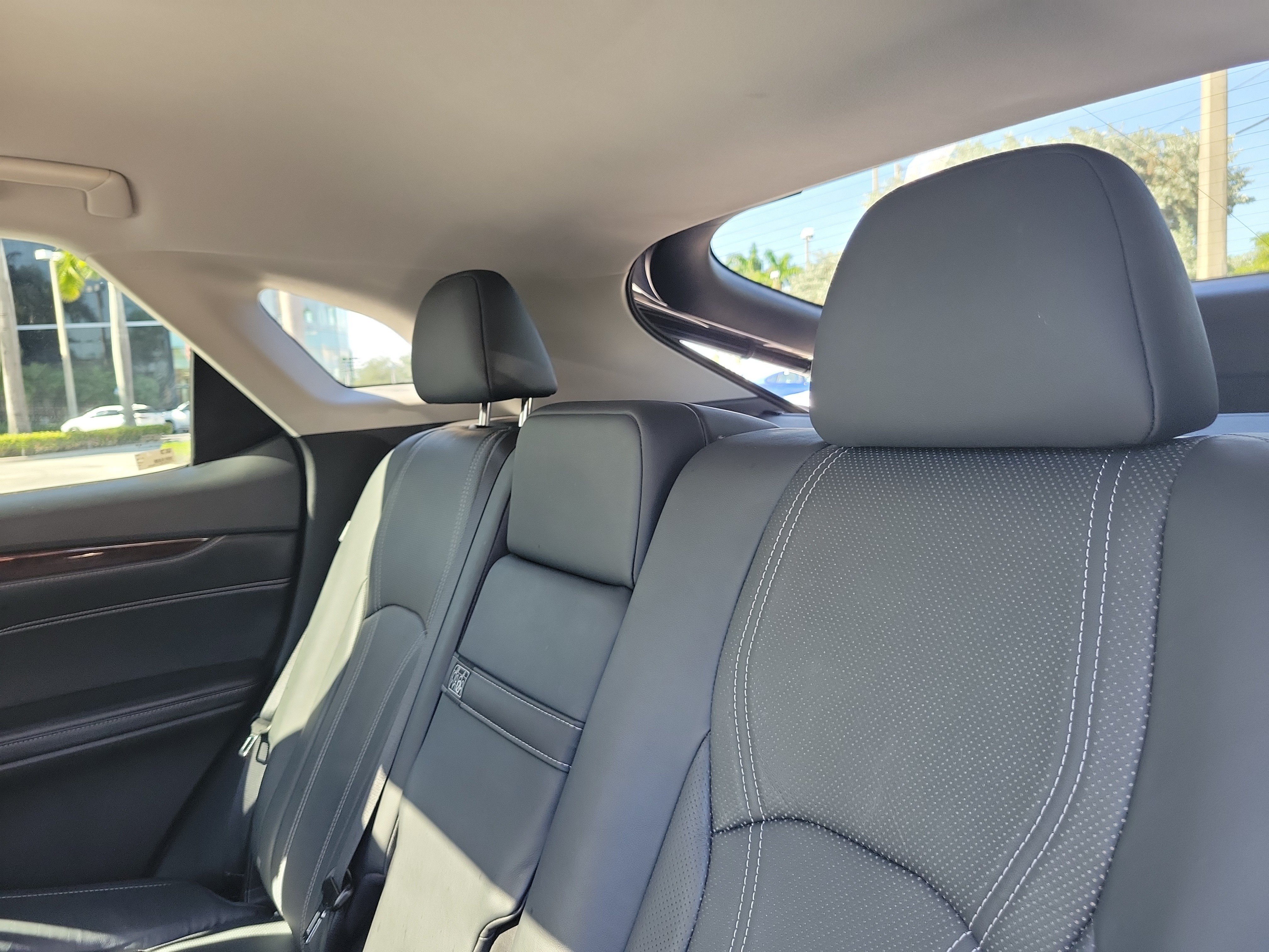 Used 2018 Lexus RX 350 FWD w/ Premium Package image 14