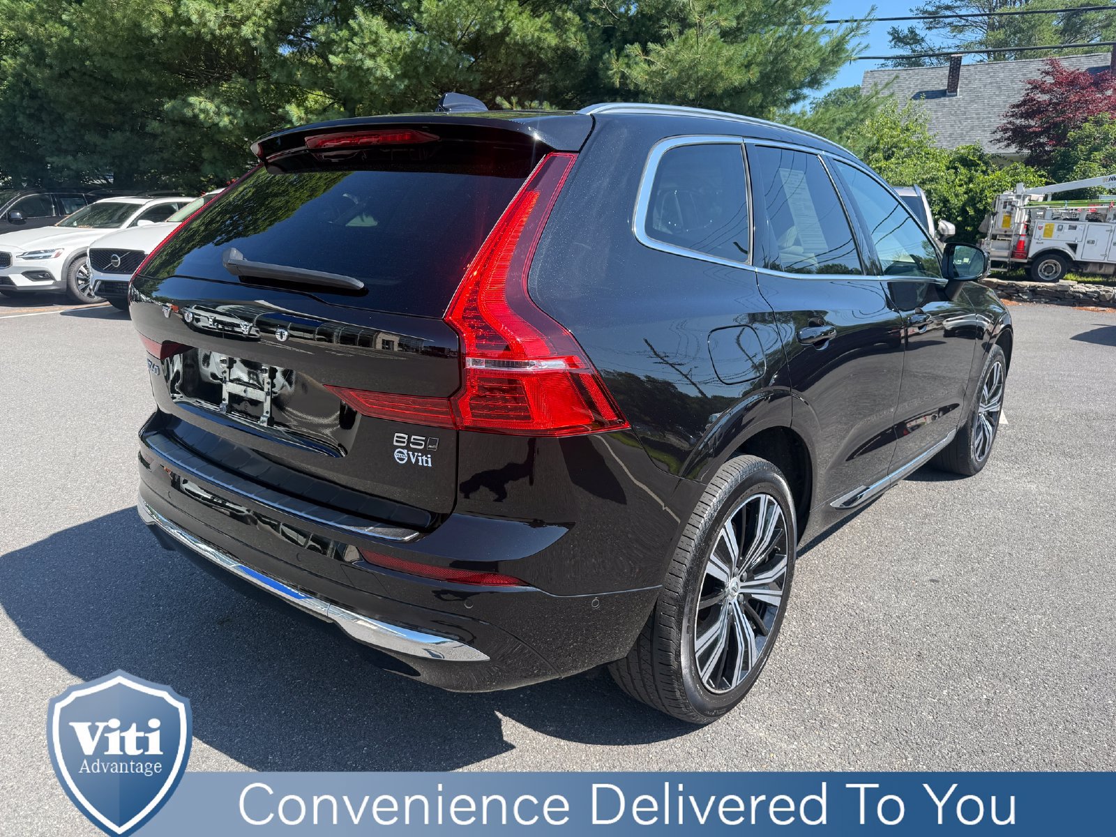 Certified 2023 Volvo XC60 B5 Plus AWD/4WD image 8
