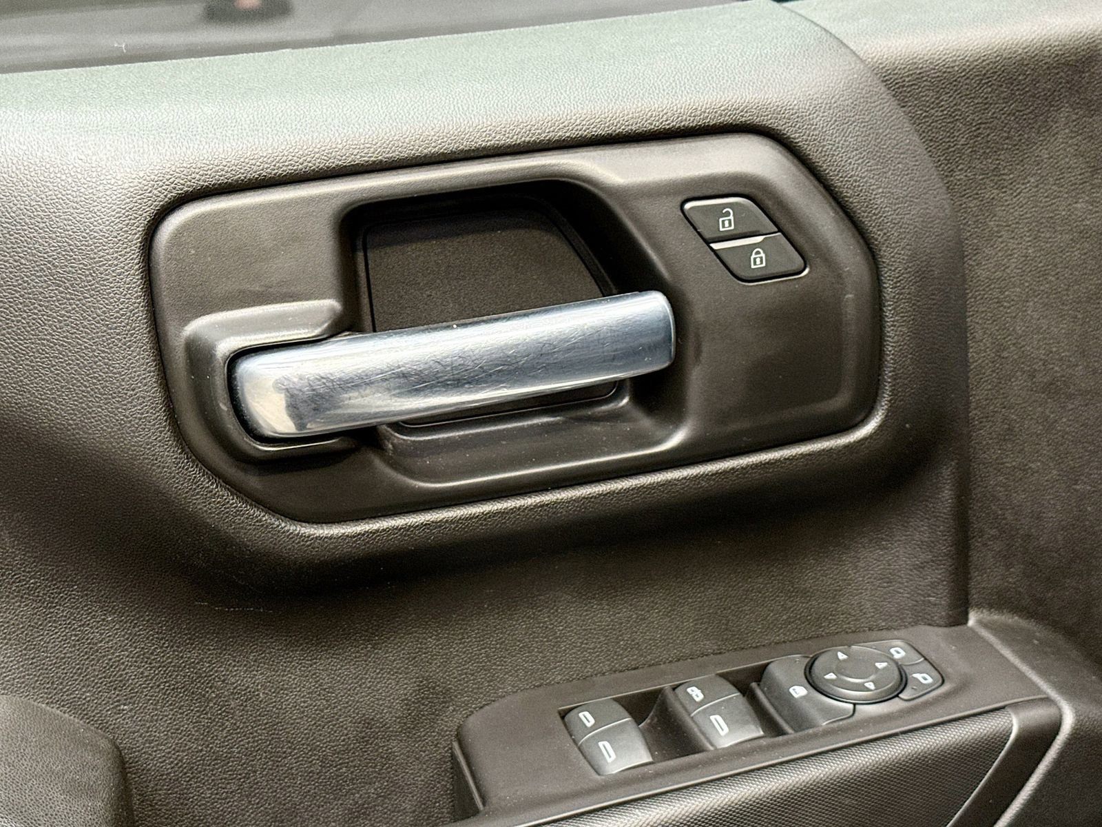 Used 2020 Chevrolet Silverado 1500 Custom Trail Boss image 19