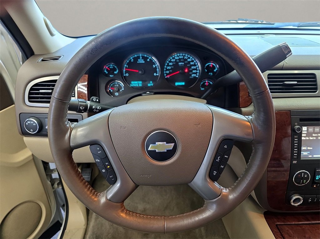 Used 2012 Chevrolet Avalanche LTZ image 10