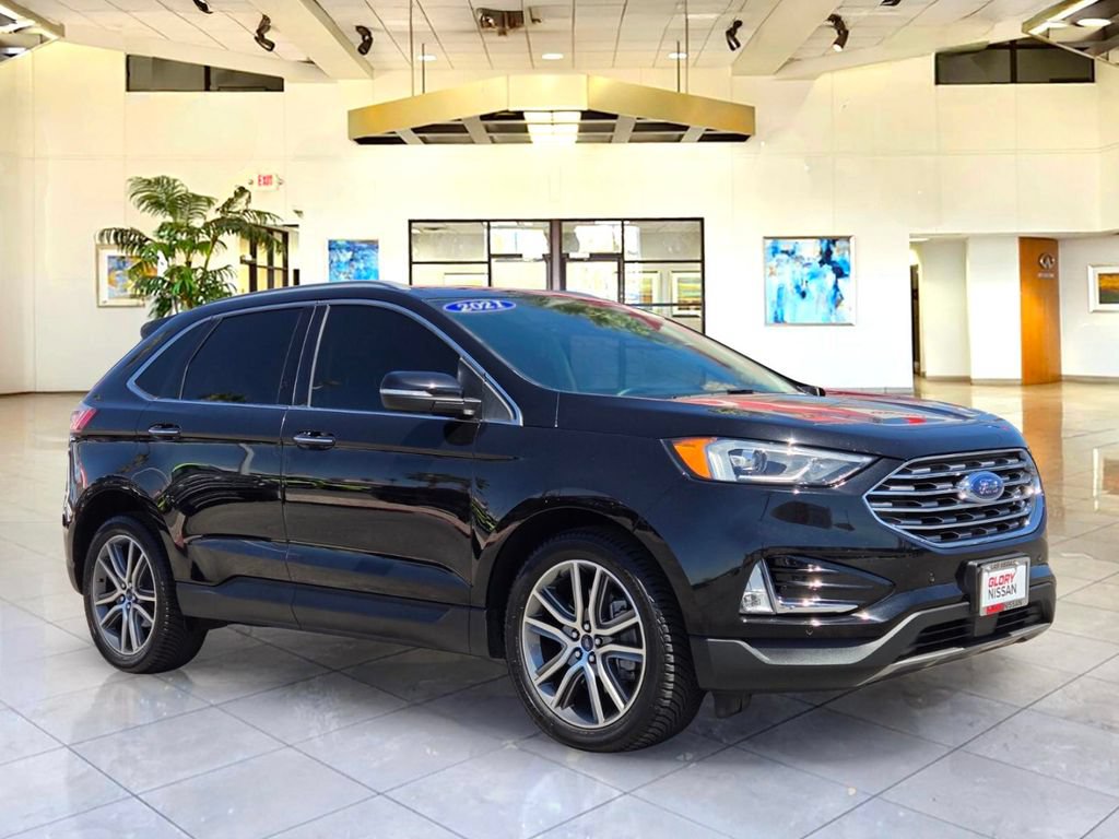 Used 2021 Ford Edge Titanium FWD image 3