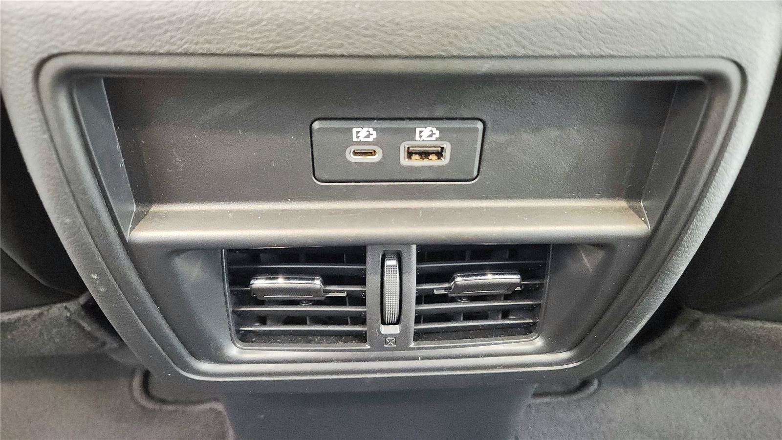 Used 2024 Nissan Murano SV FWD image 23