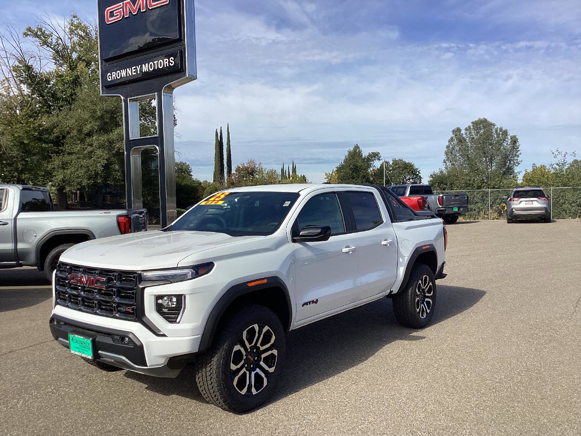 New 2025 GMC Canyon AT4 w/ Nightfall Edition