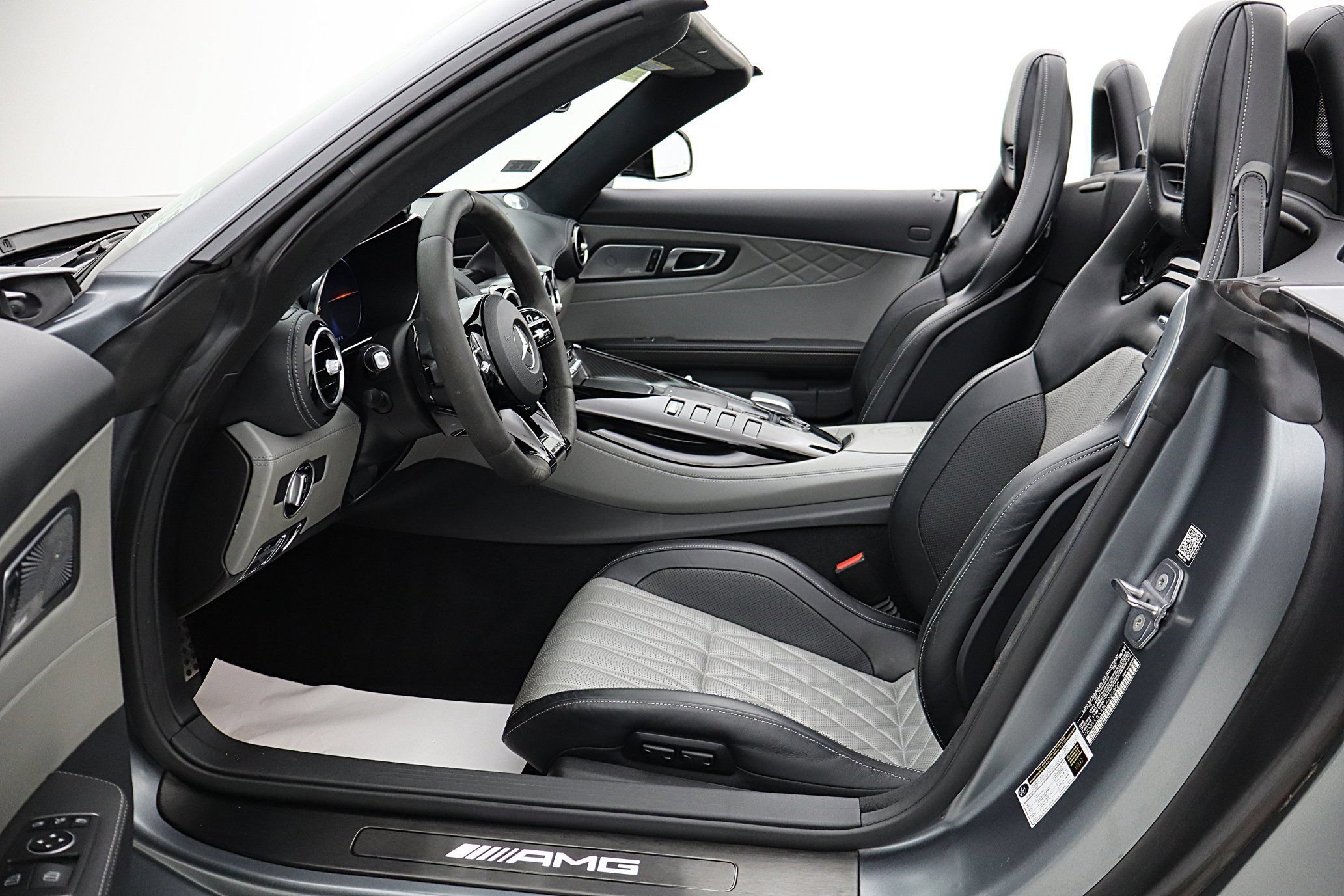 Used 2020 Mercedes-Benz AMG GT C image 40
