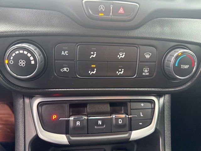 Used 2022 GMC Terrain SLE image 11