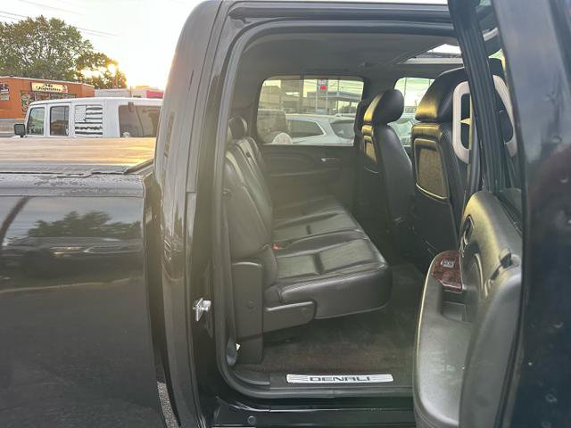 Used 2012 GMC Sierra 2500 Denali AWD/4WD image 16