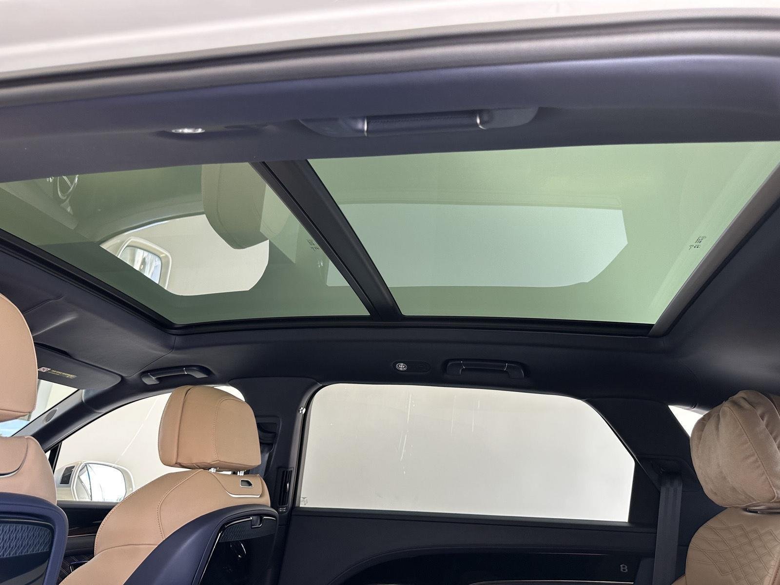 New 2026 Bentley Bentayga Extended Wheelbase AWD/4WD image 54