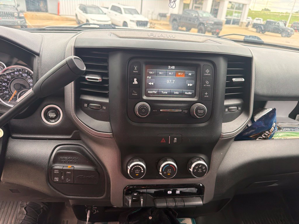 Used 2019 RAM 2500 Tradesman w/ Chrome Appearance Group AWD/4WD image 9