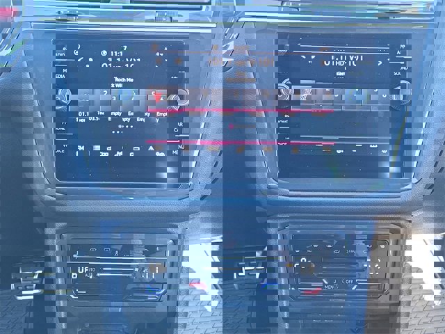 Used 2024 Volkswagen Tiguan SE R-Line w/ MDO Package, Three-Row image 23