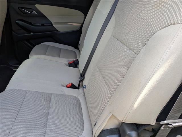 Used 2023 Chevrolet Traverse LS FWD image 13