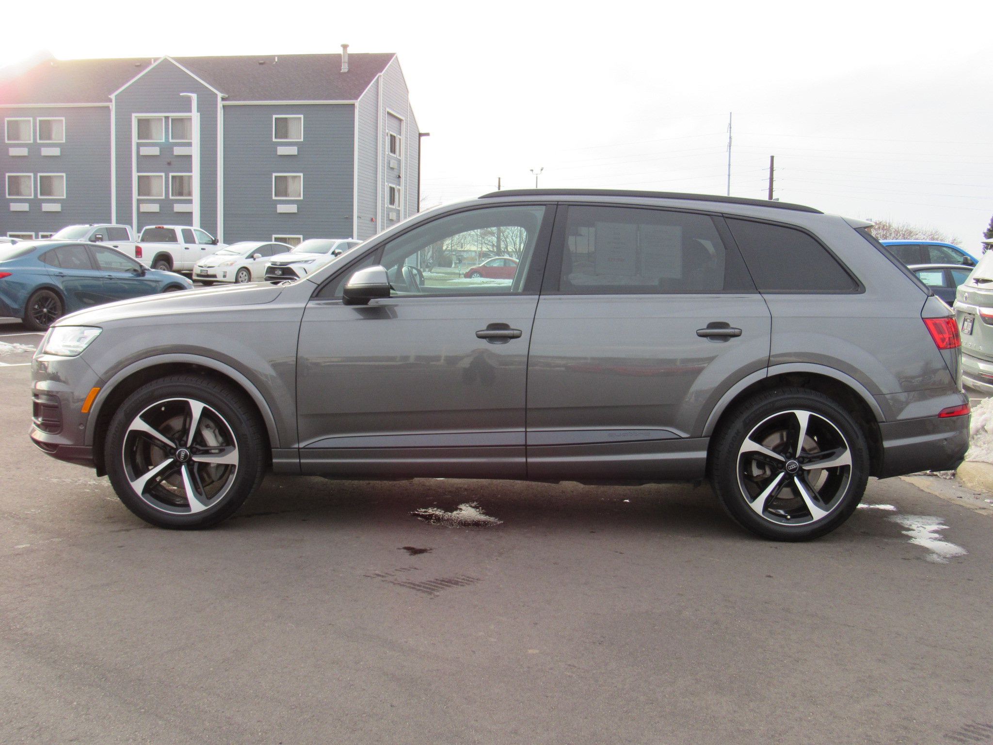 Used 2019 Audi Q7 3.0T Prestige image 9