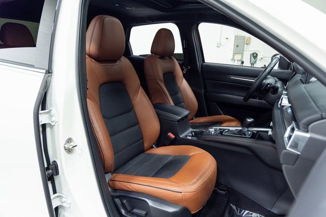 Used 2024 MAZDA CX-5 Carbon Edition image 26