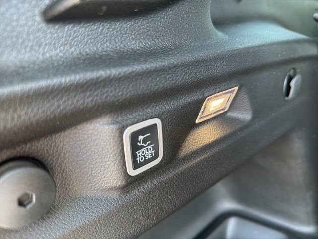 New 2025 Jeep Grand Cherokee L Limited w/ Luxury Tech Group II RWD image 25