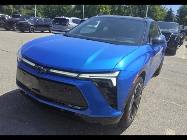 Certified 2026 Chevrolet Blazer EV RS w/ Super Cruise Package AWD/4WD image 4