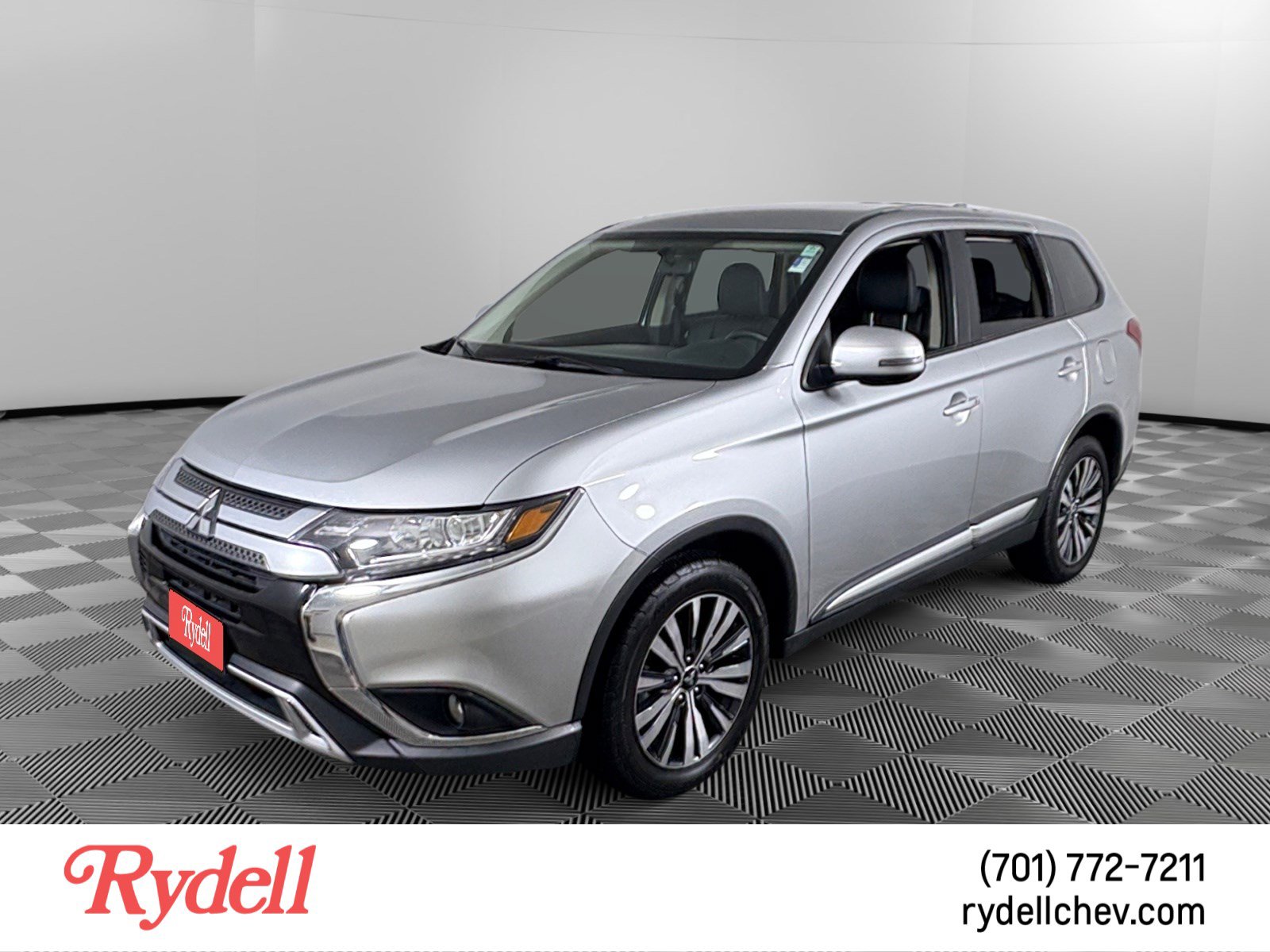 Used 2019 Mitsubishi Outlander ES image 1