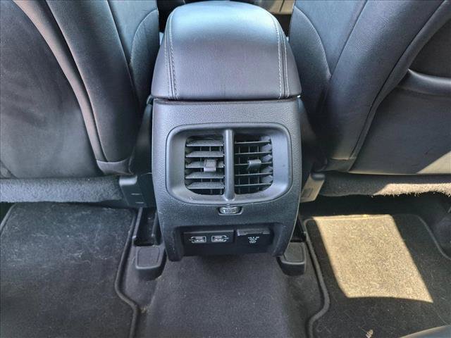 Used 2023 Jeep Cherokee Altitude Lux AWD/4WD image 17