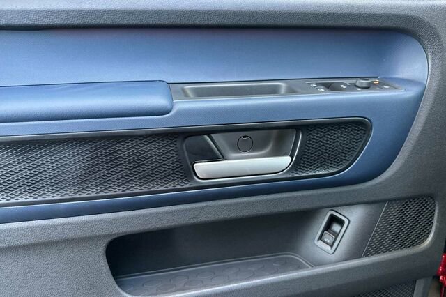 New 2025 Volkswagen ID. Buzz Pro S Plus image 11