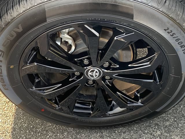 Used 2023 Toyota RAV4 XSE AWD/4WD image 35