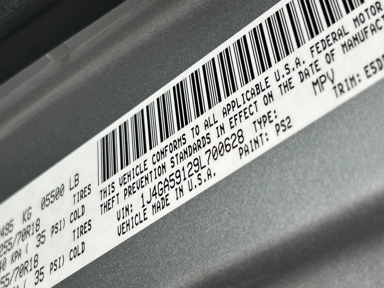 Used 2009 Jeep Wrangler Unlimited Sahara w/ Mopar Leather Group image 11