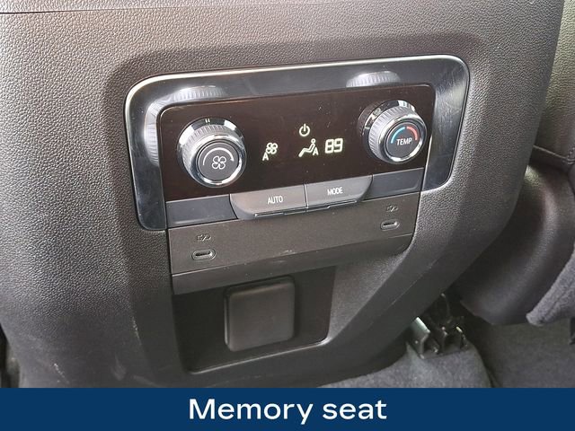 Used 2025 Chevrolet Tahoe Z71 image 14