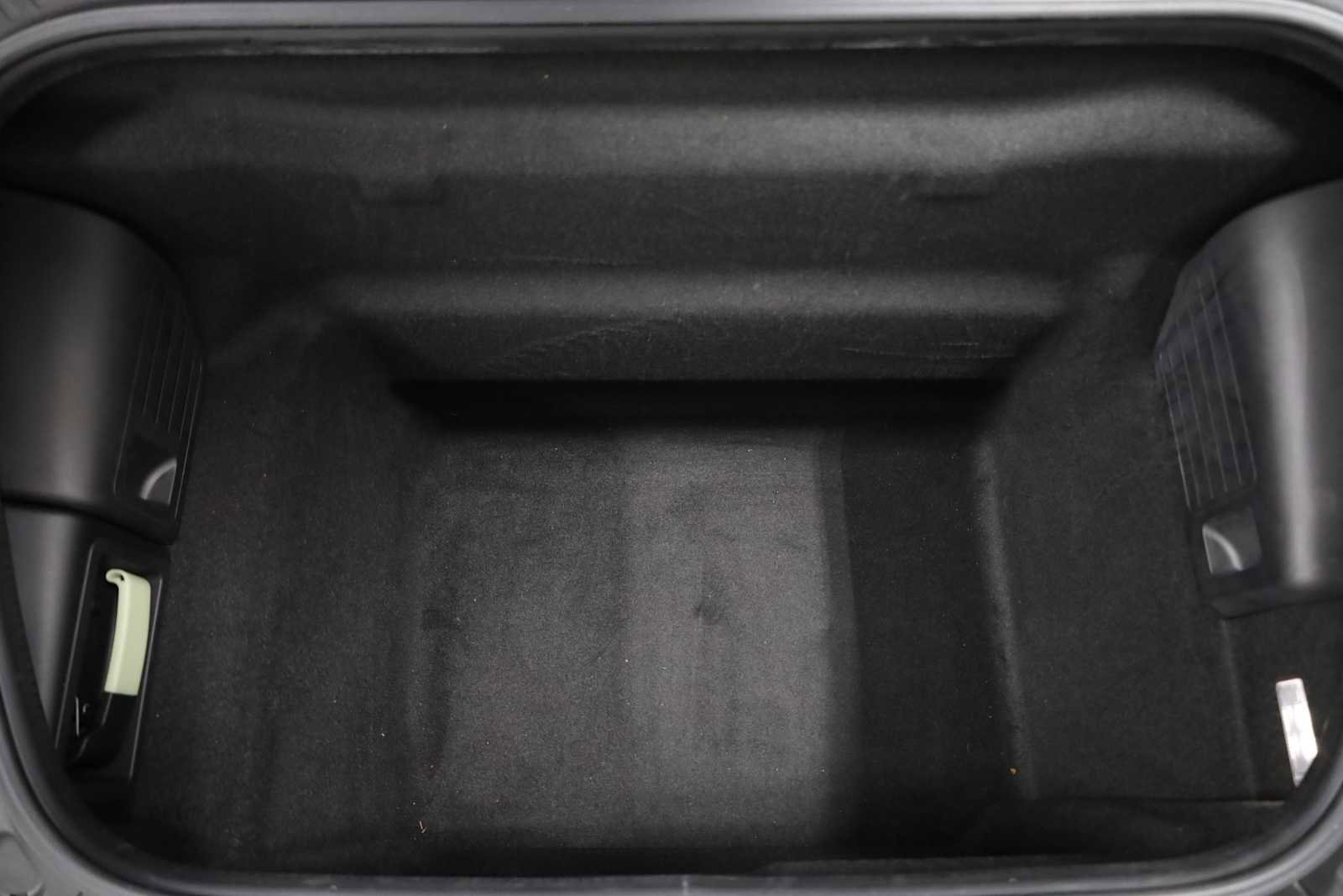 Used 2019 Porsche 911 Turbo image 48