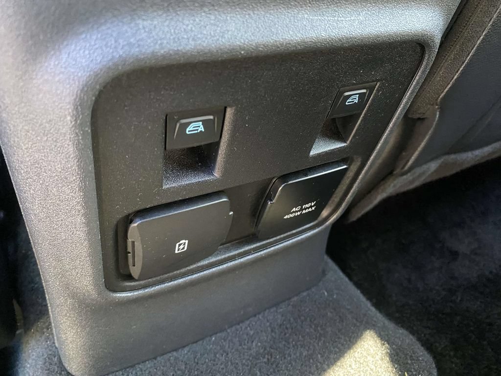 Used 2023 Ford Bronco Wildtrak AWD/4WD image 13