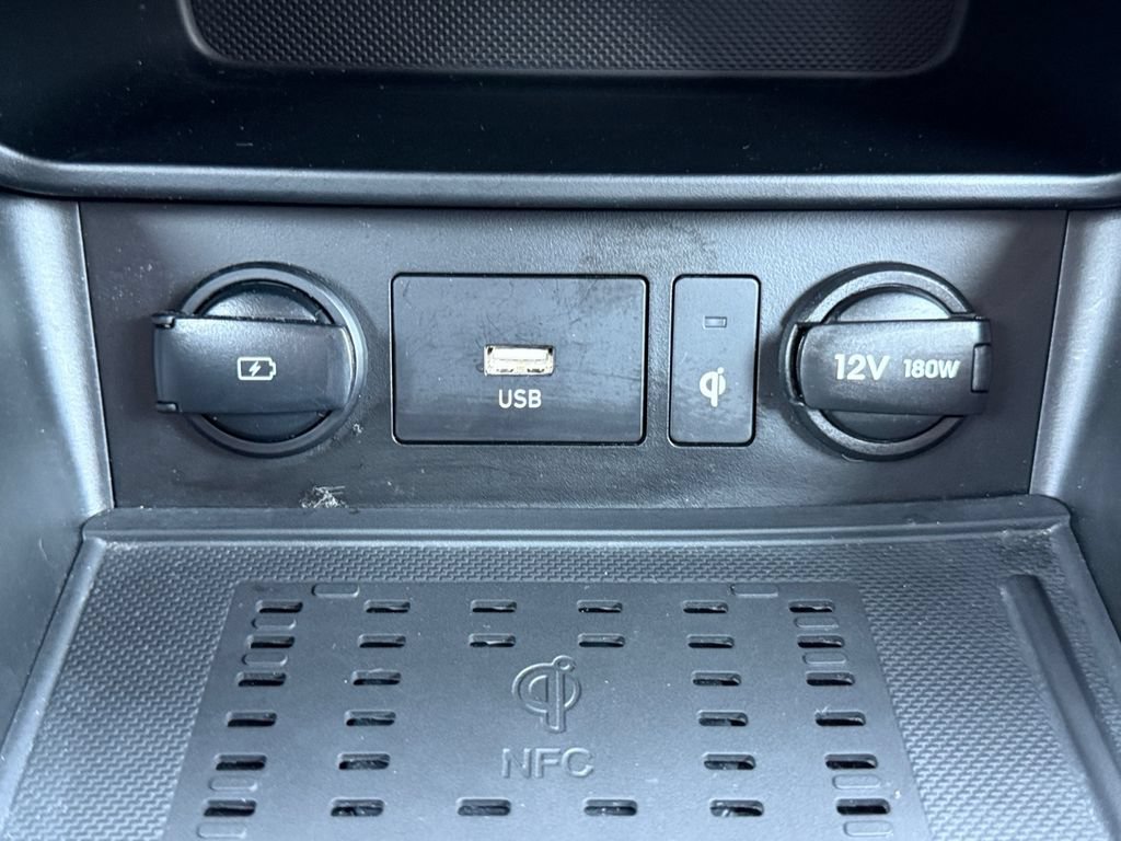 Used 2023 Hyundai Kona SEL w/ Convenience Package FWD image 19
