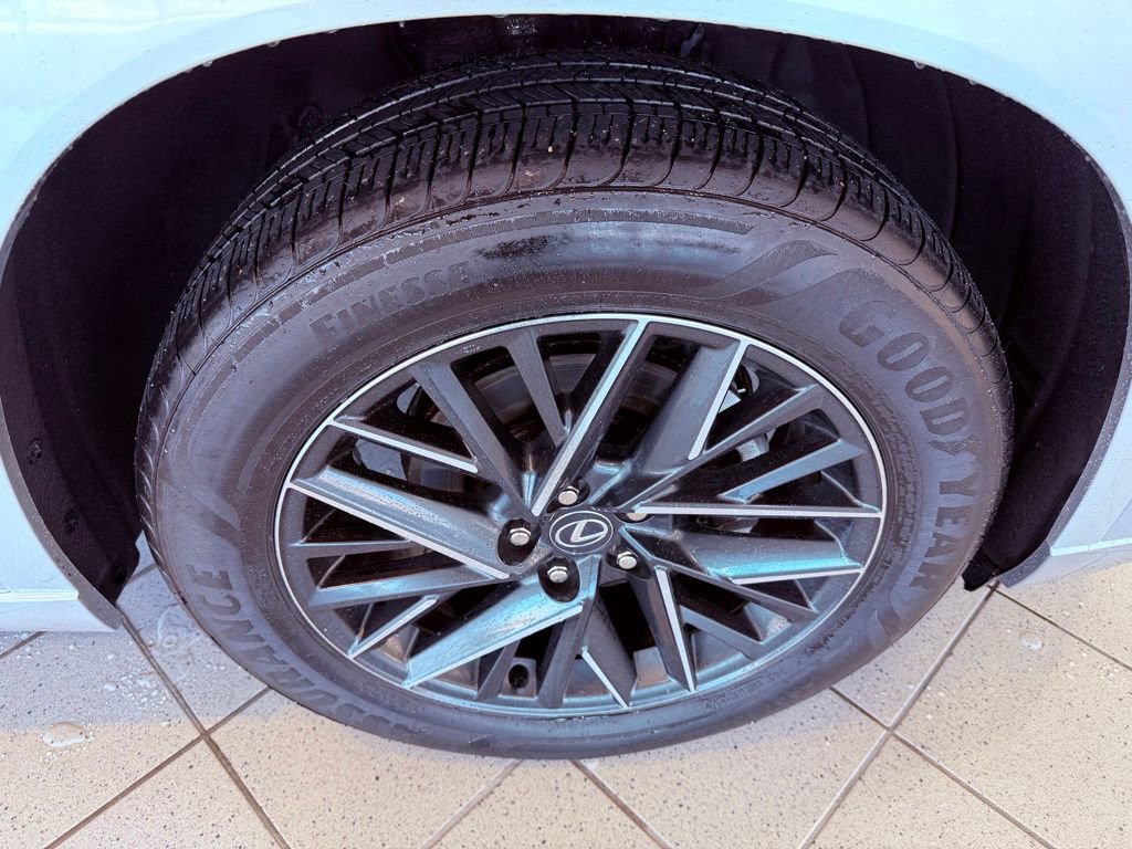 Used 2024 Lexus TX 350 350 Premium PANO ROOF/TECH&CON image 19