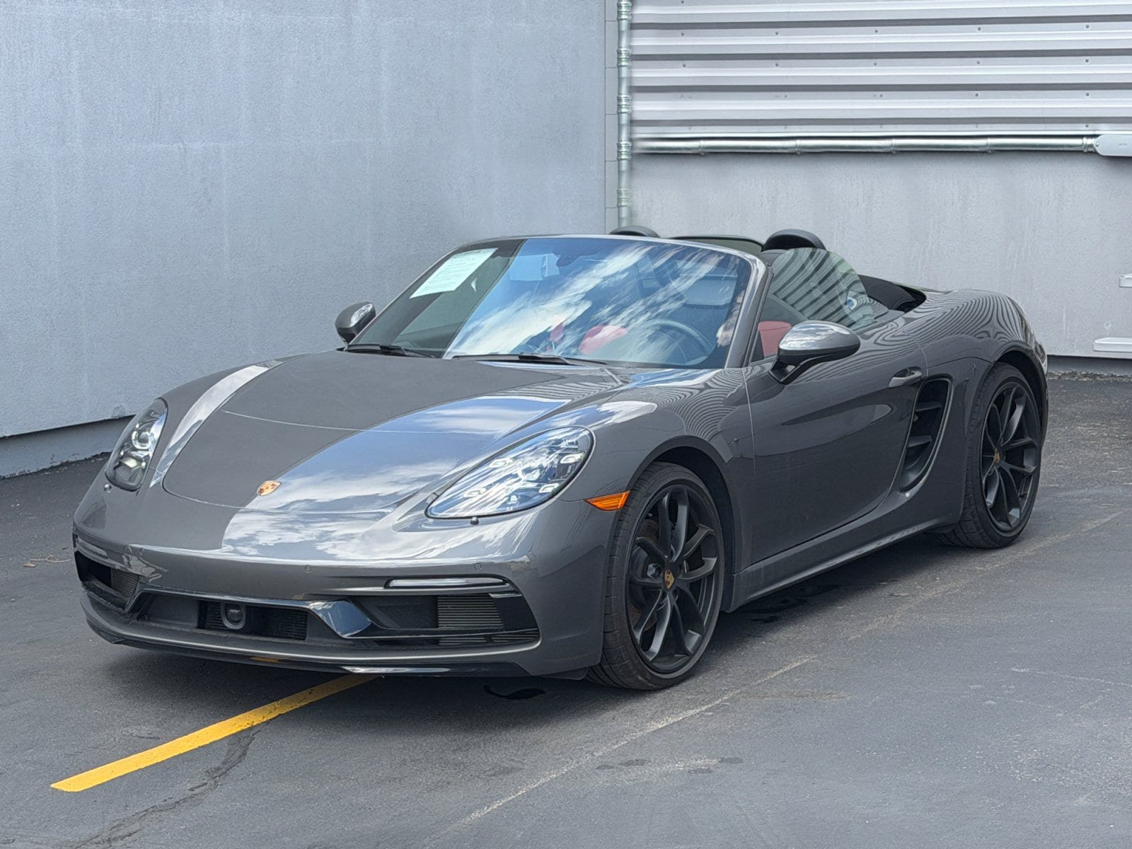 Certified 2025 Porsche 718 Boxster RWD image 28