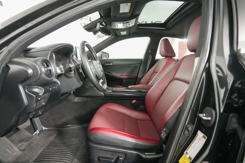 Certified 2023 Lexus IS 300 w/ Comfort Package image 9