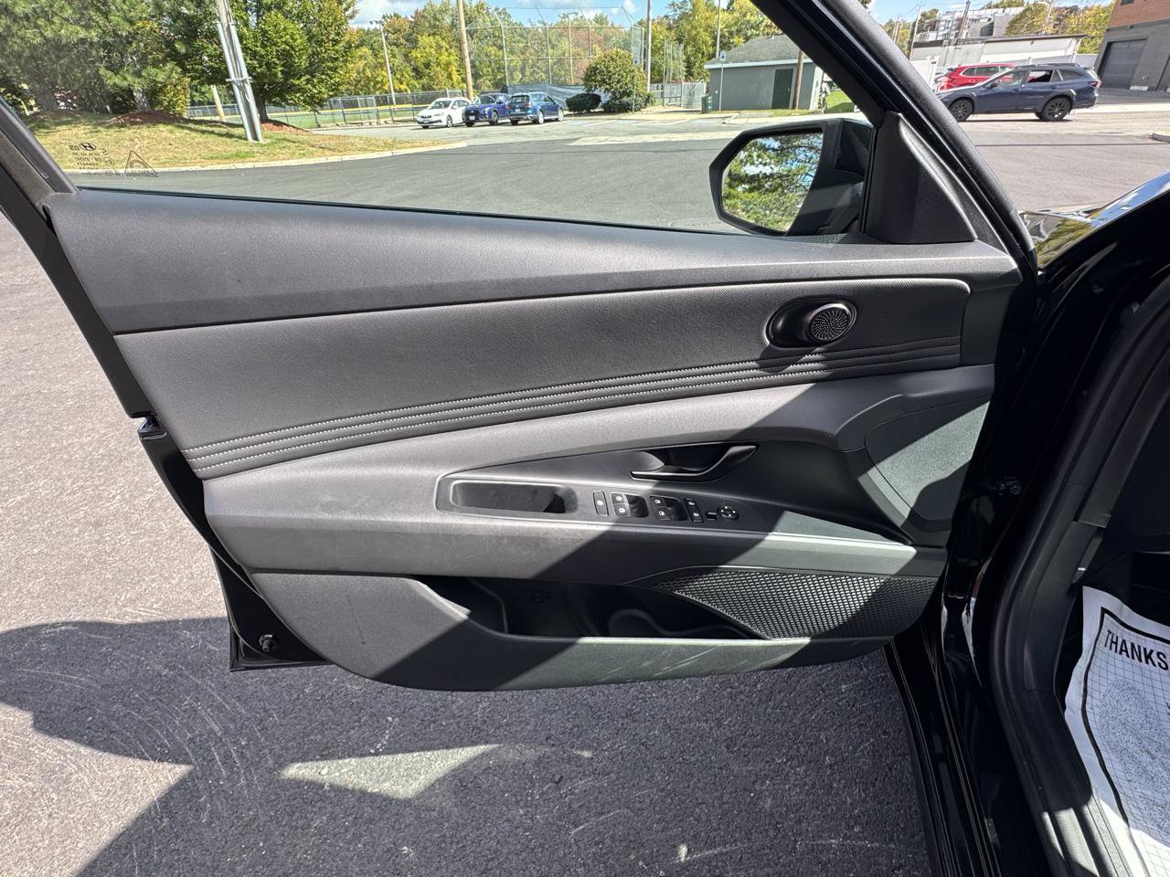 Used 2025 Hyundai Elantra Sport FWD image 14
