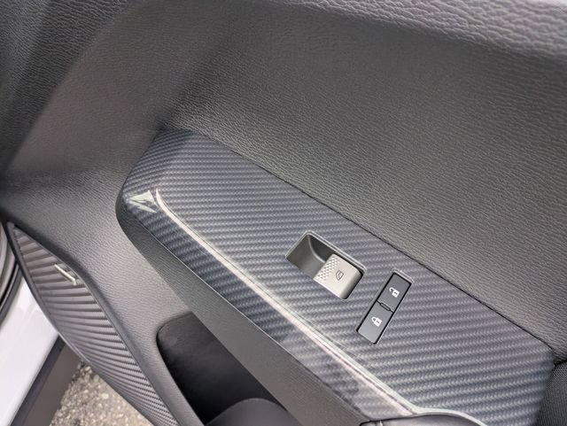 New 2025 Mitsubishi Outlander ES image 34