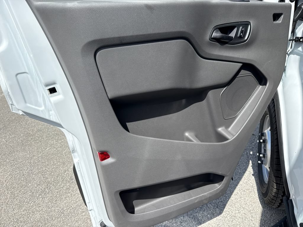 New 2026 Ford Transit 350 Low Roof RWD image 18