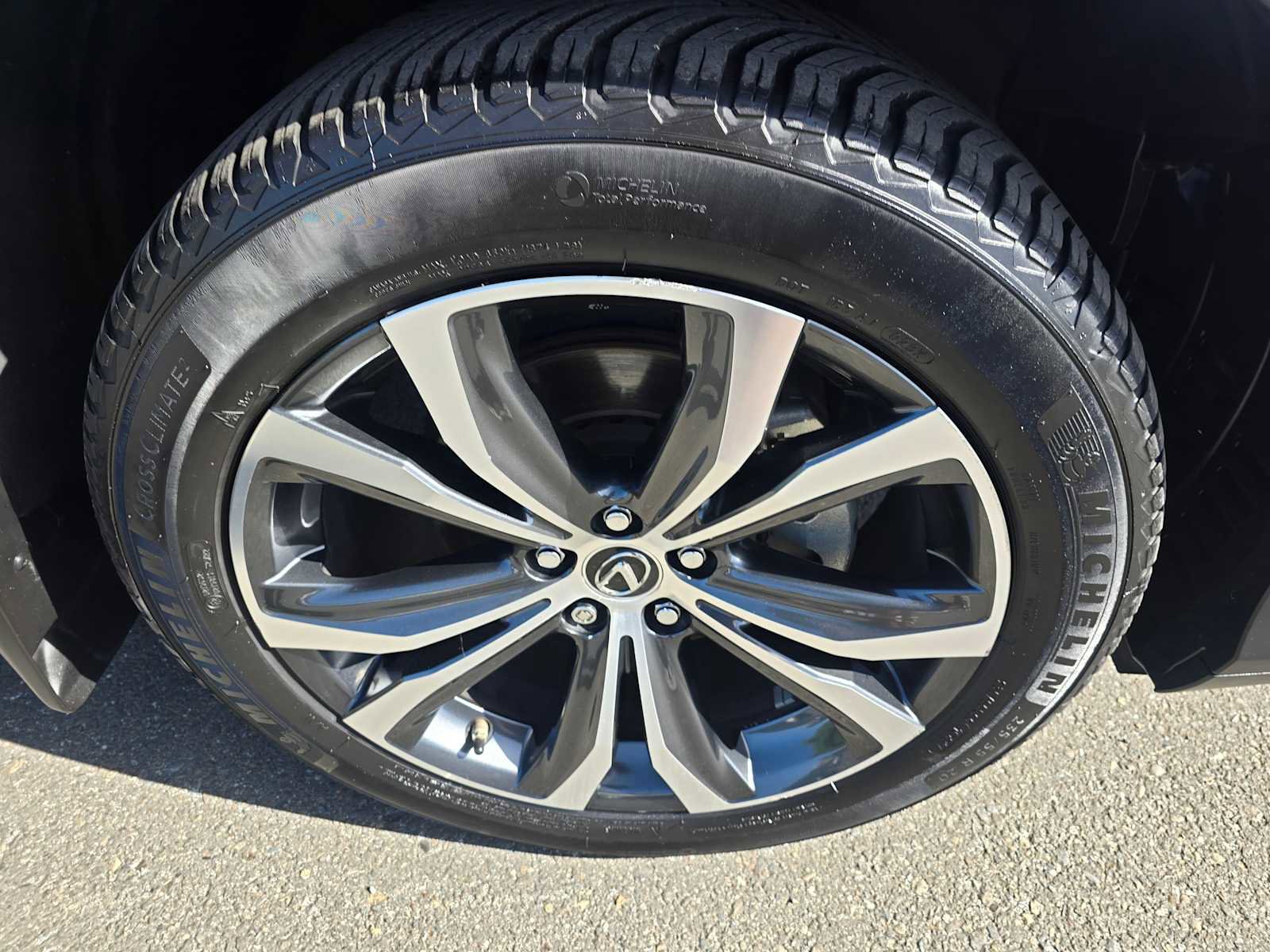 Used 2022 Lexus RX 450hL AWD w/ Premium Package image 9