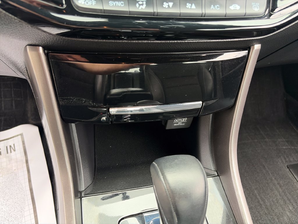 Used 2017 Honda Accord Sport image 23