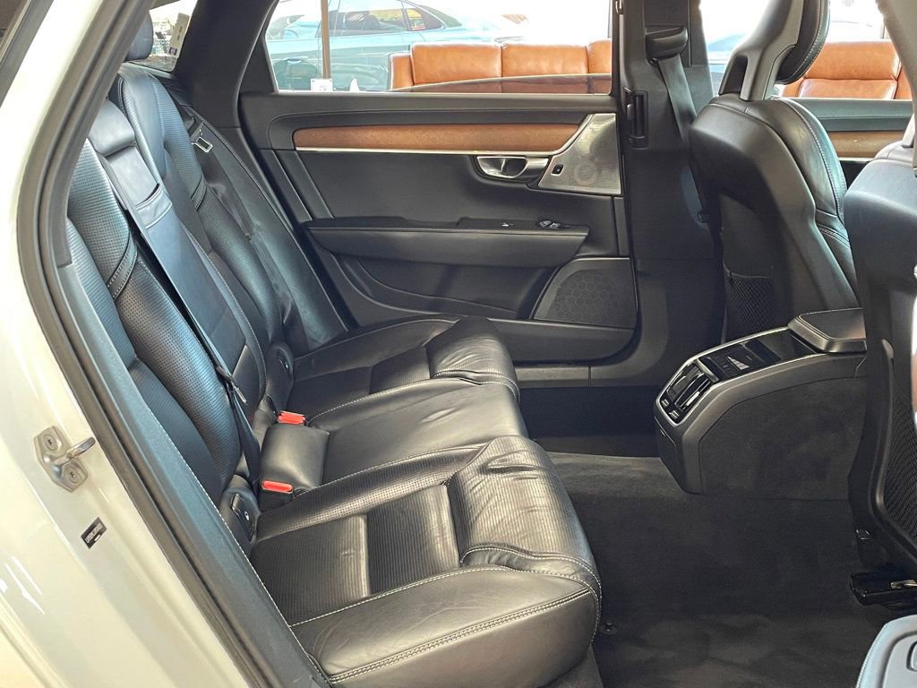 Used 2018 Volvo S90 T6 Inscription w/ Convenience Package image 20