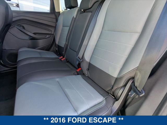 Used 2016 Ford Escape SE w/ Equipment Group 201A FWD image 22