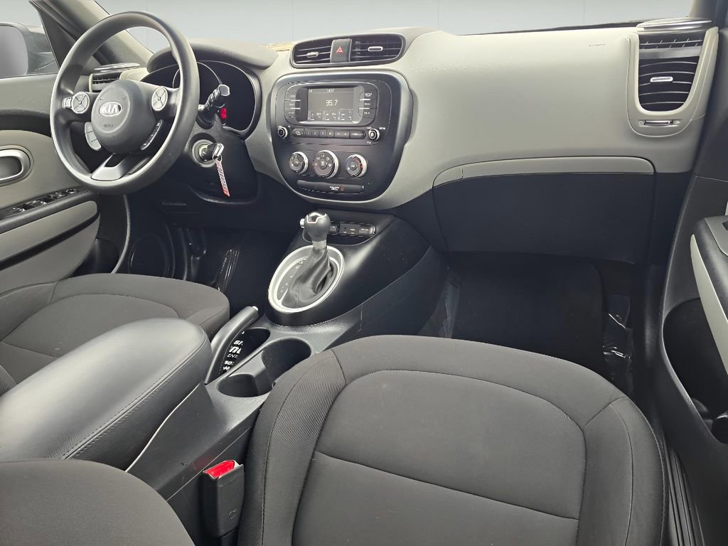 Used 2018 Kia Soul FWD image 25