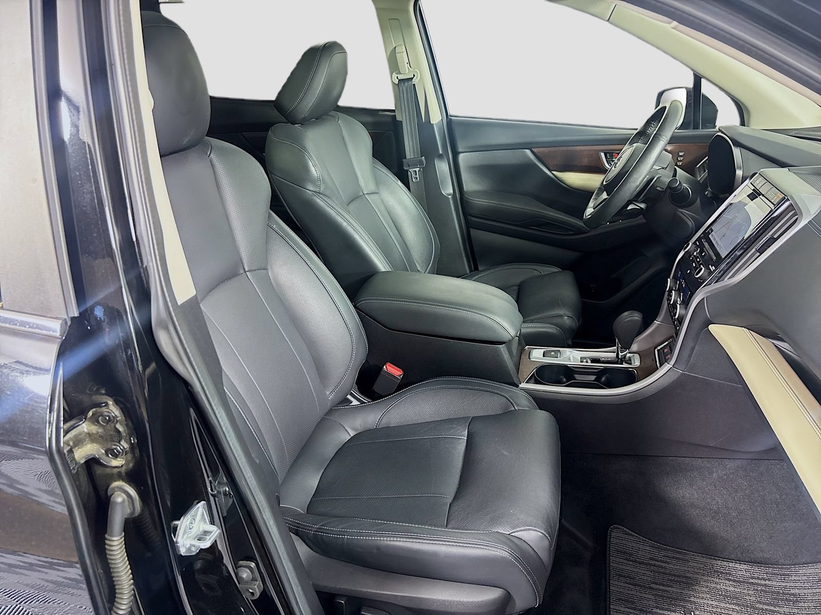 Used 2022 Subaru Ascent Touring AWD/4WD image 31