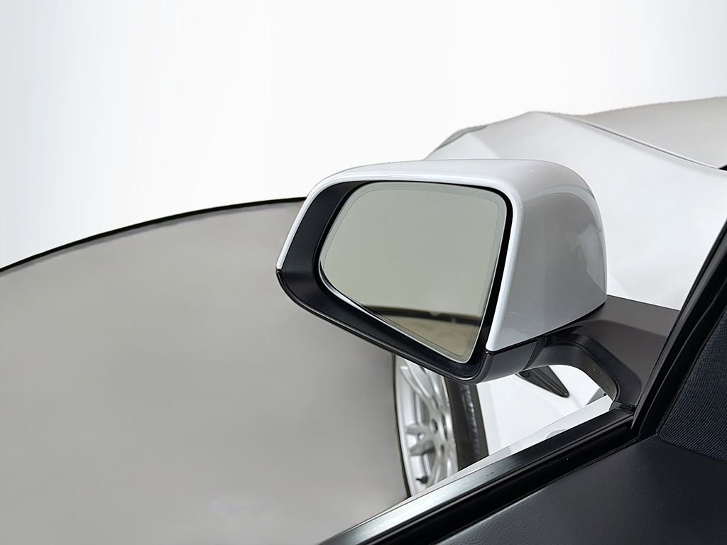 Used 2021 Tesla Model Y Long Range image 28