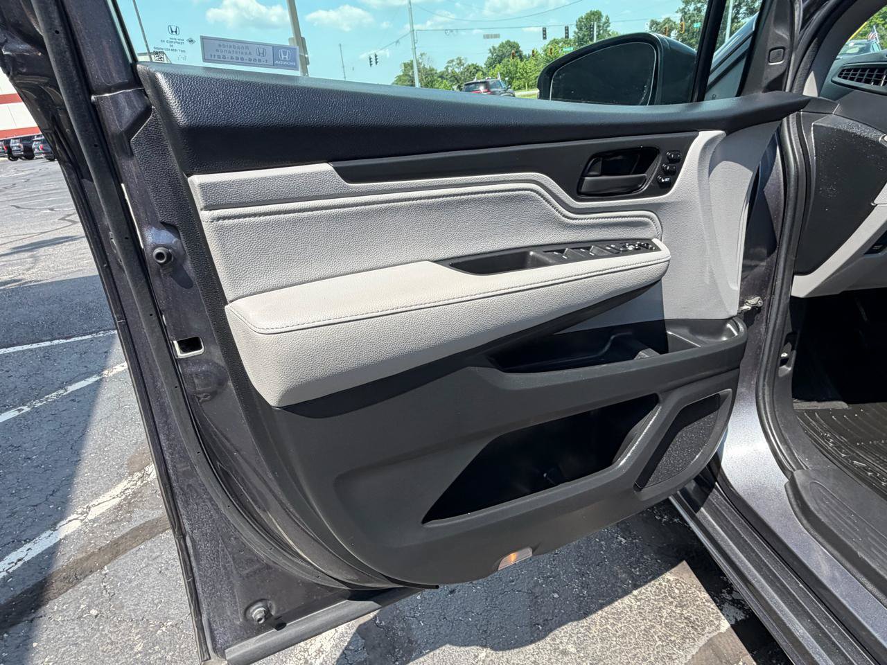 Used 2020 Honda Odyssey Touring image 9