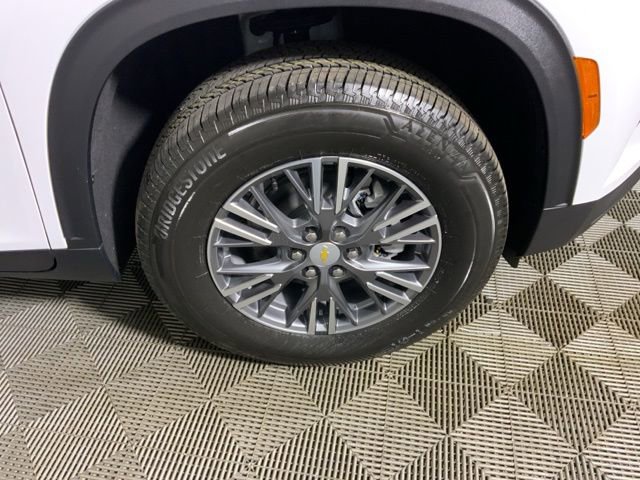 New 2026 Chevrolet Traverse LT w/ Driver Confidence Package image 39