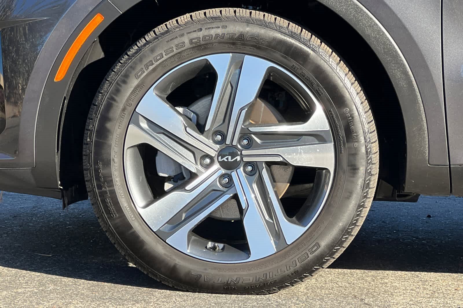 Used 2023 Kia Sorento SX Prestige image 28