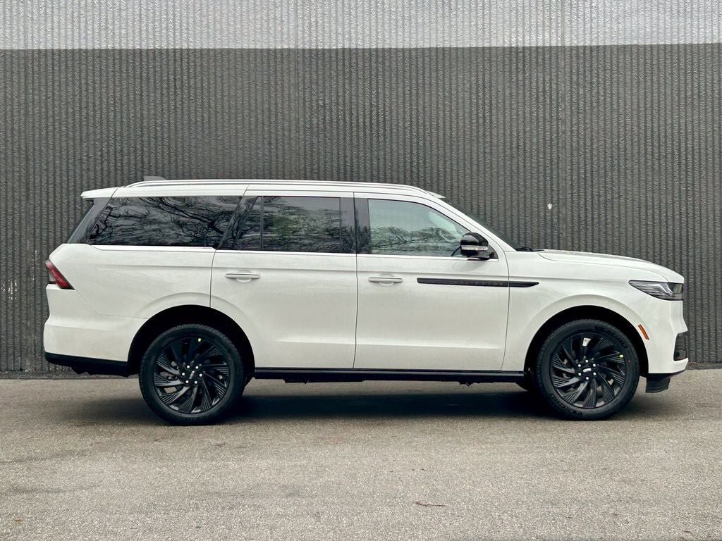 New 2026 Lincoln Navigator Black Label AWD/4WD image 6