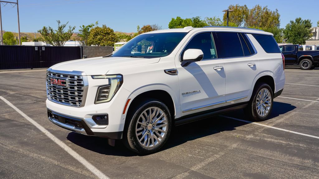 New 2026 GMC Yukon XL Denali w/ Denali Reserve Package image 3