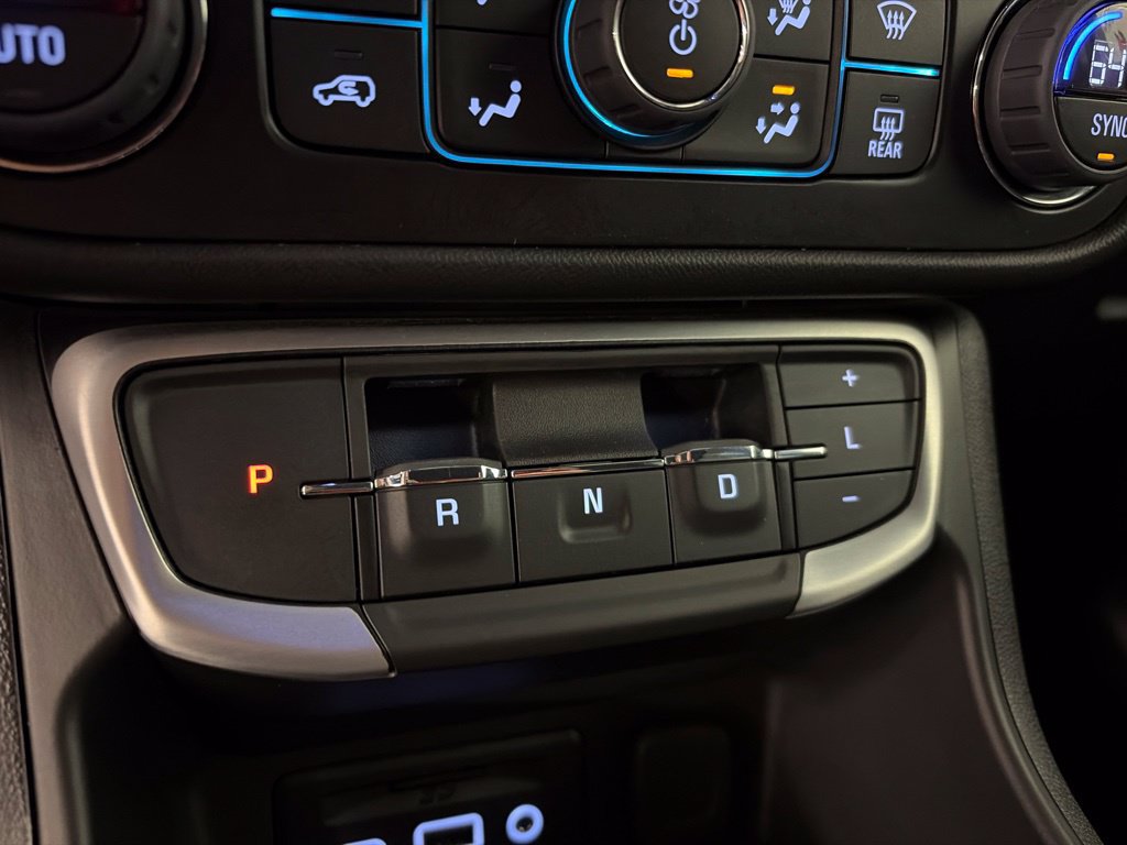 Used 2023 GMC Terrain SLE w/ Driver Convenience Package AWD/4WD image 35