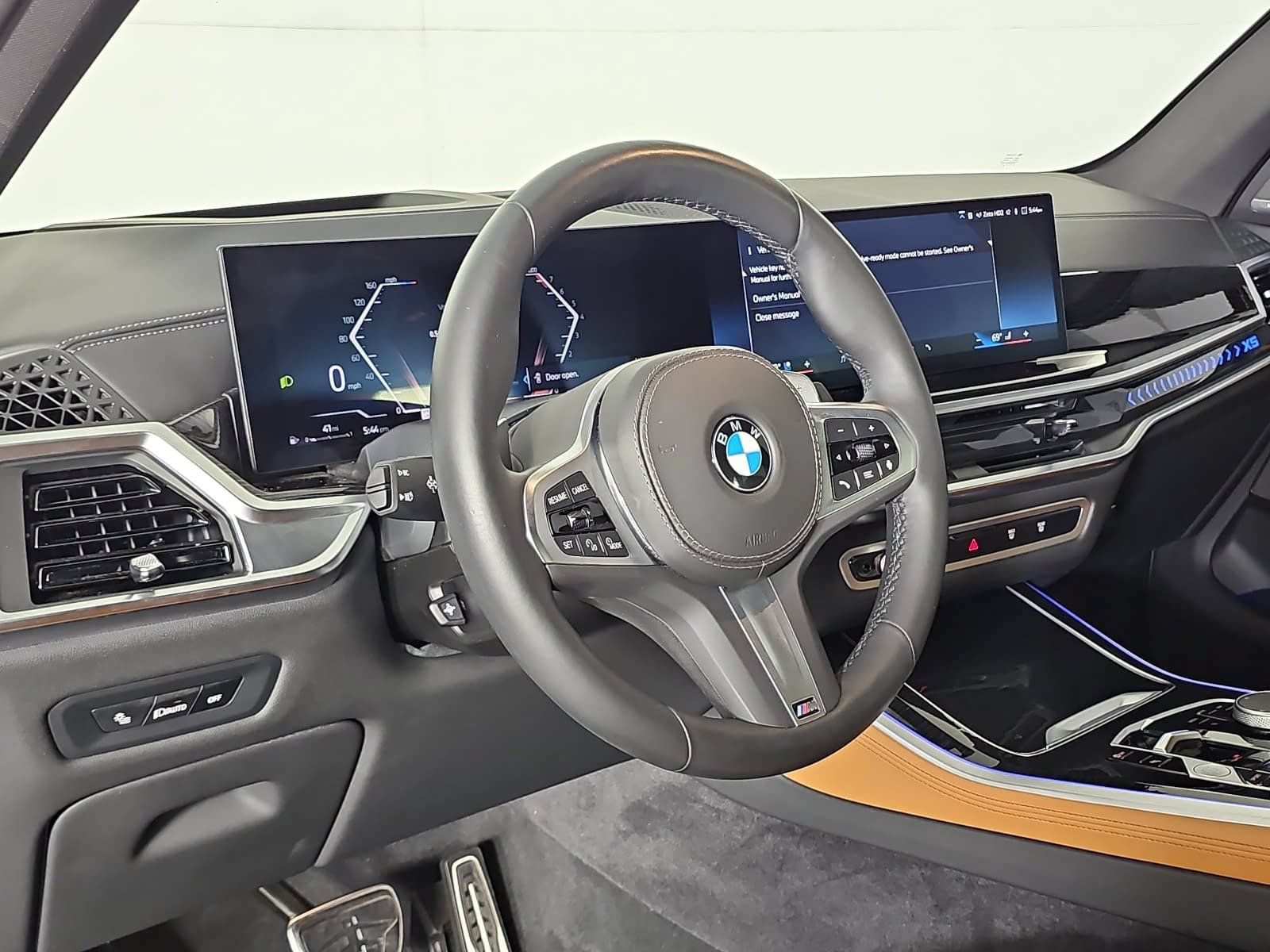 Used 2025 BMW X5 sDrive40i w/ M Sport Package RWD image 16