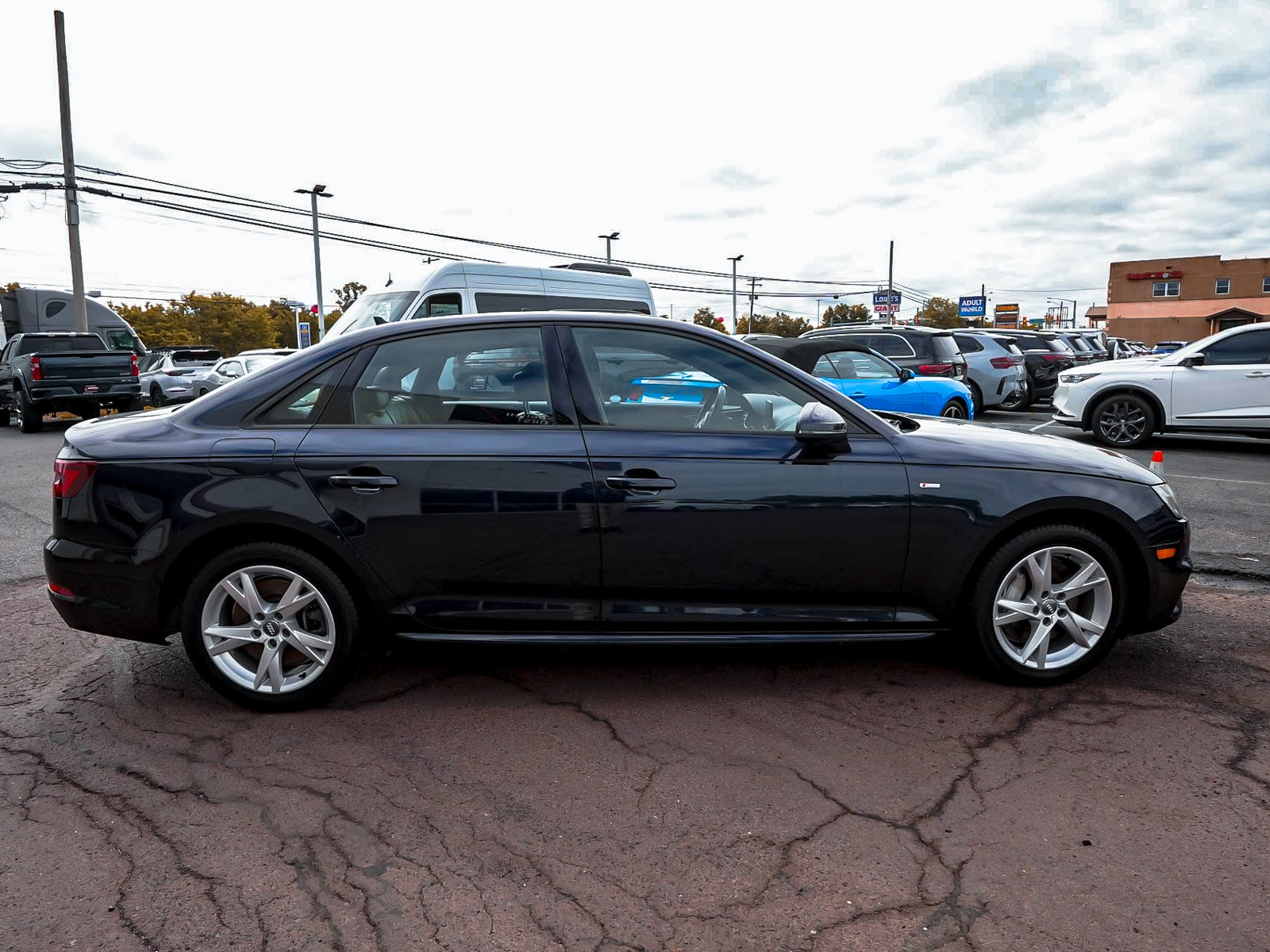 Used 2018 Audi A4 2.0T Premium w/ Convenience Package AWD/4WD image 7