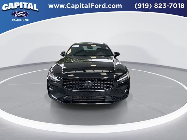 Used 2024 Volvo S60 B5 Plus w/ Climate Package AWD/4WD image 3